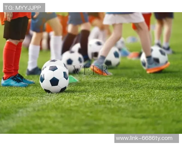 哈利伯顿重返赛场一周后恢复跑步跳跃及基础训练状态